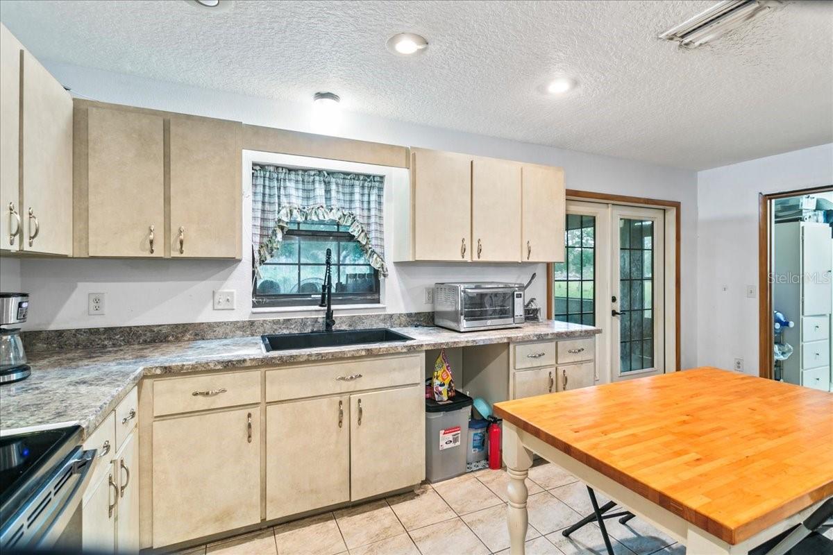 8400 S RAINDROP PT, FLORAL CITY, FL, 34436