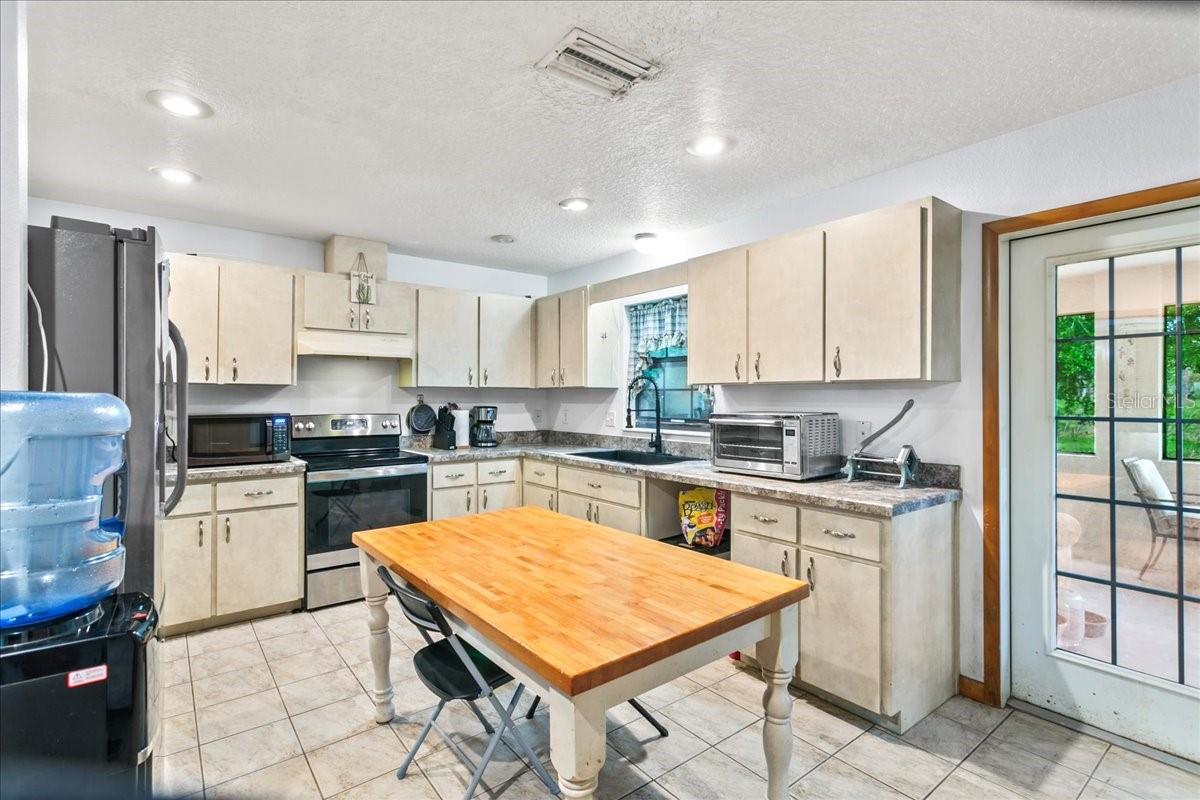 8400 S RAINDROP PT, FLORAL CITY, FL, 34436
