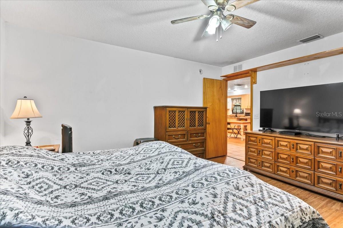 8400 S RAINDROP PT, FLORAL CITY, FL, 34436