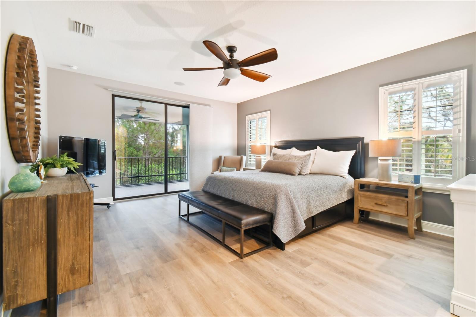 32875 NATURAL BRIDGE RD, WESLEY CHAPEL, FL, 33543