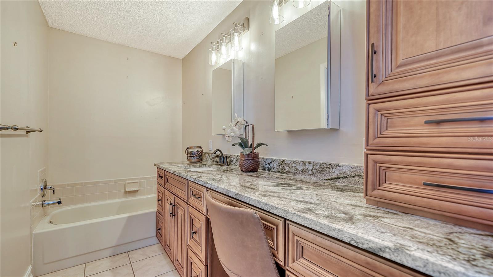 5381 KELLY DR #15, SARASOTA, FL, 34233