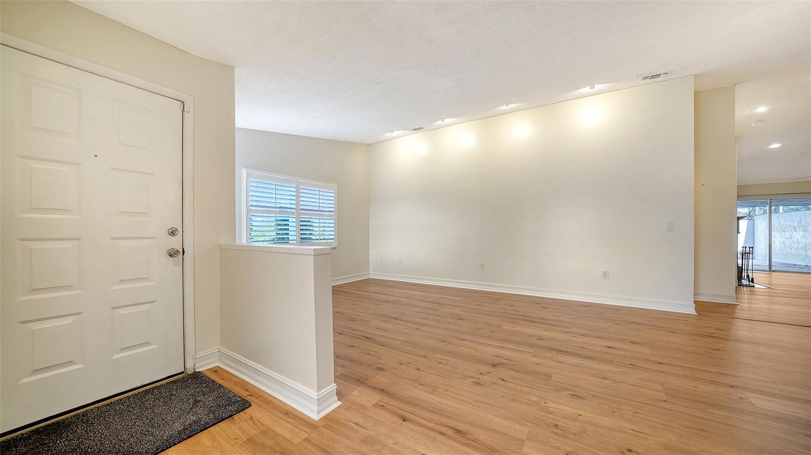 5381 KELLY DR #15, SARASOTA, FL, 34233