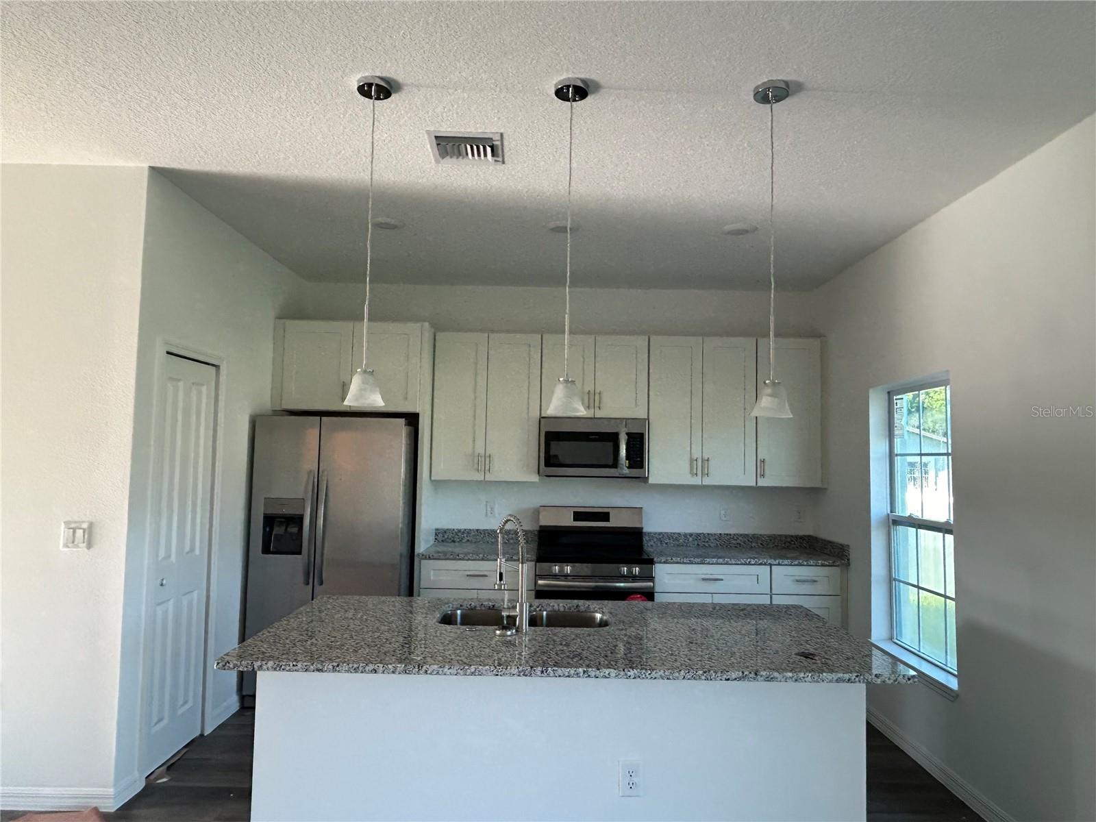 5115 OLD HIGHWAY 37, LAKELAND, FL, 33811