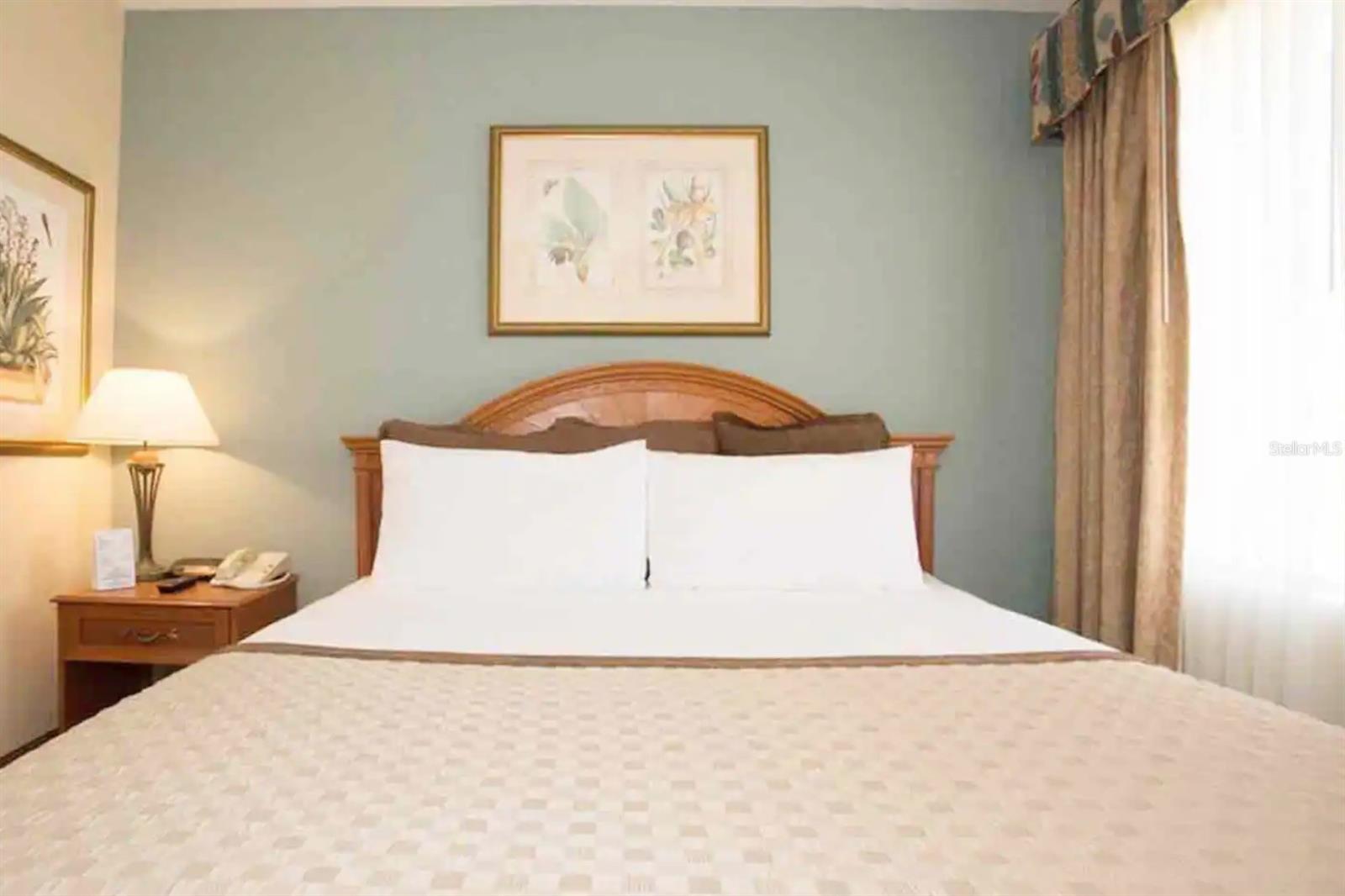 7601 CANADA AVE #220, ORLANDO, FL, 32819