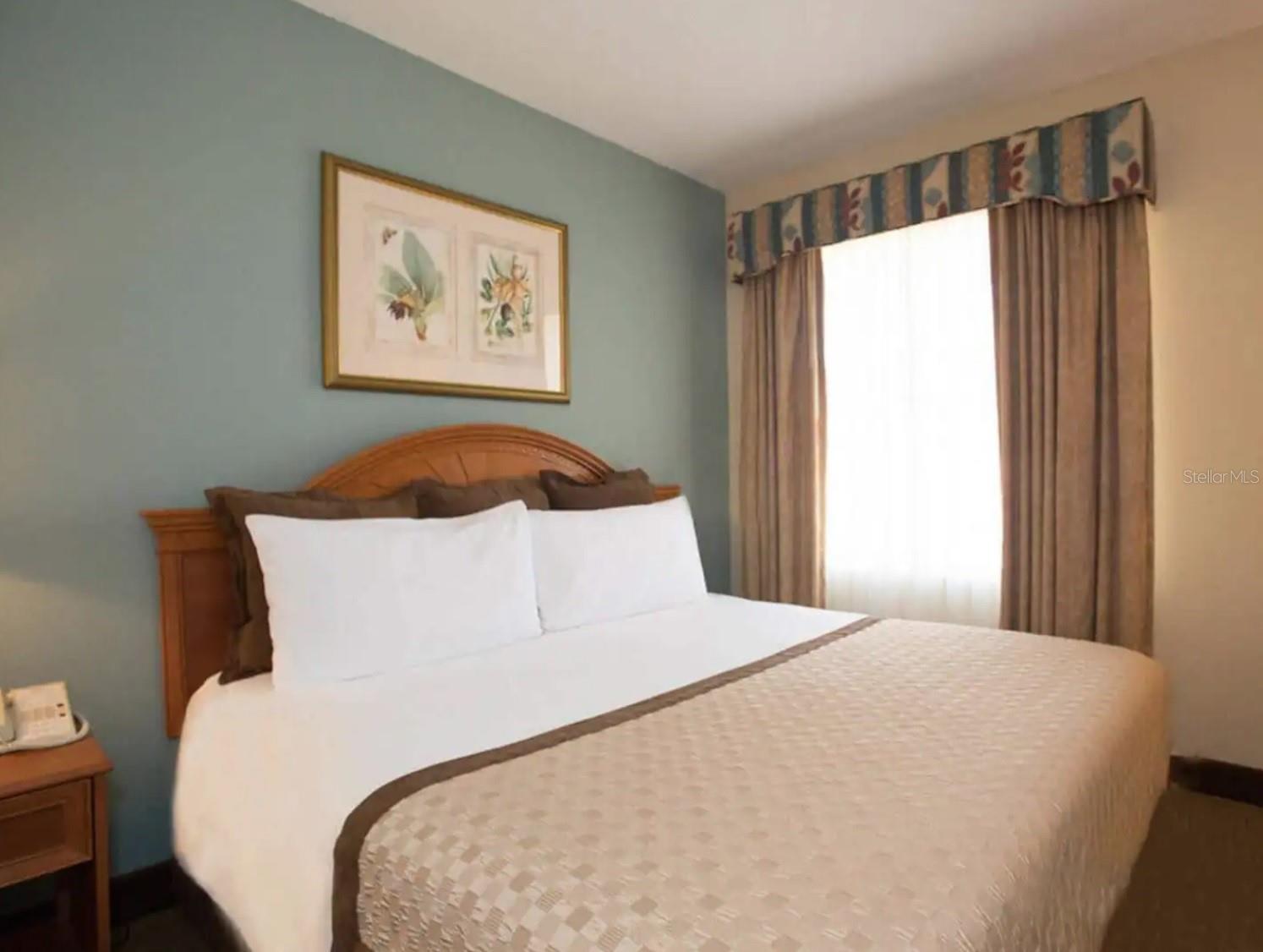 7601 CANADA AVE #220, ORLANDO, FL, 32819
