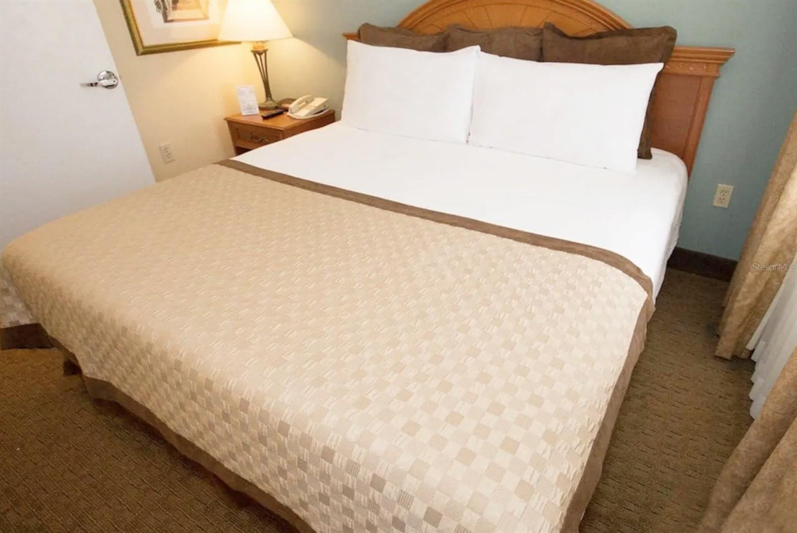 7601 CANADA AVE #220, ORLANDO, FL, 32819