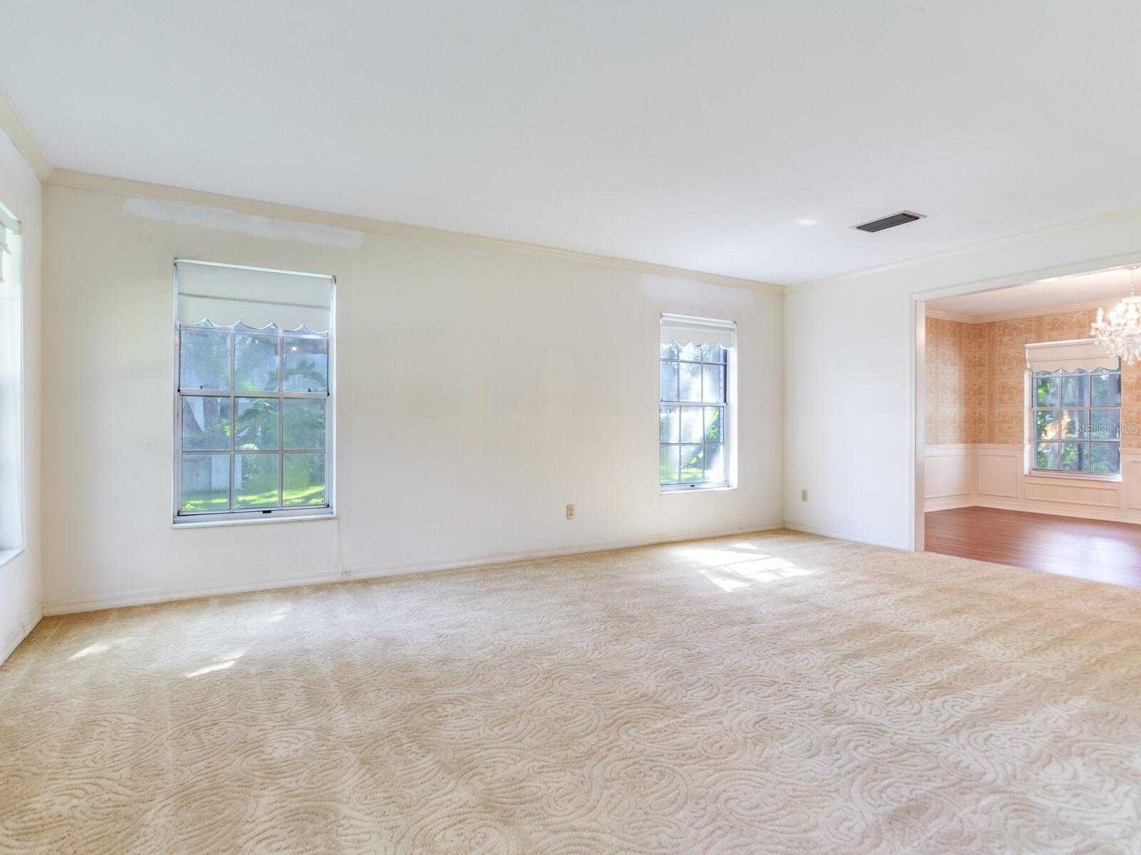 2902 W BAYSHORE CT, TAMPA, FL, 33611