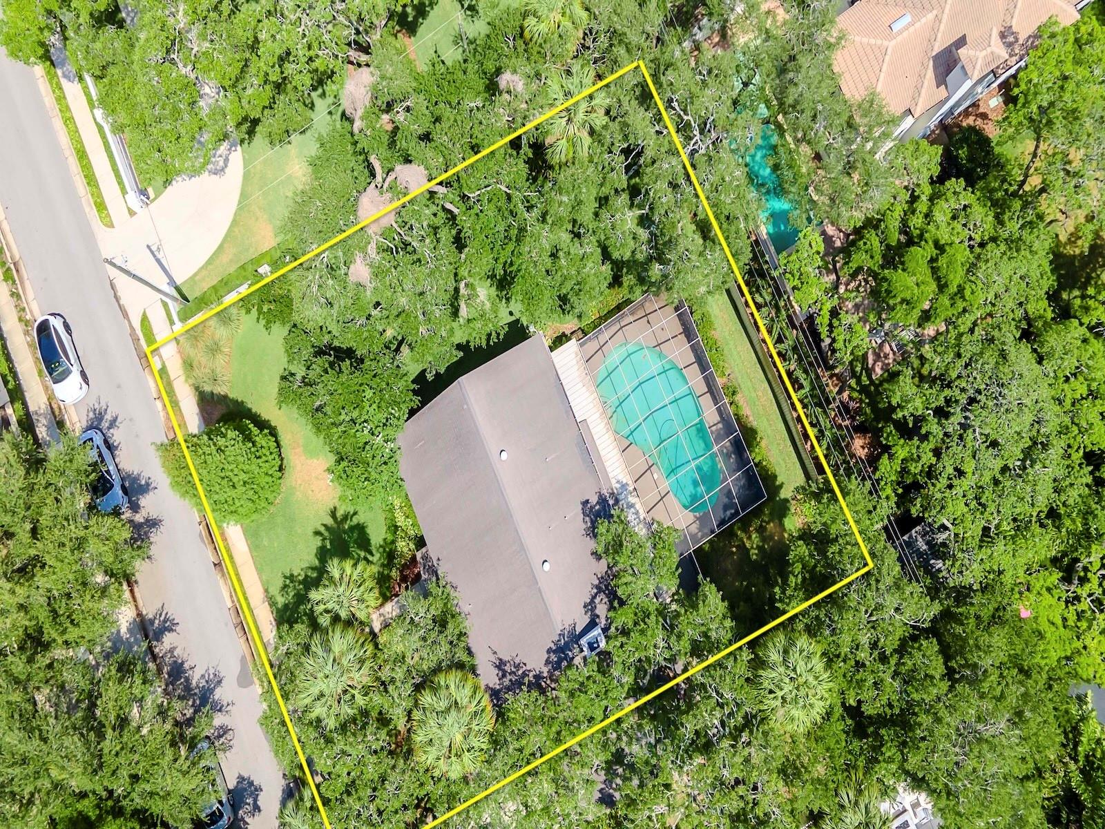 2902 W BAYSHORE CT, TAMPA, FL, 33611