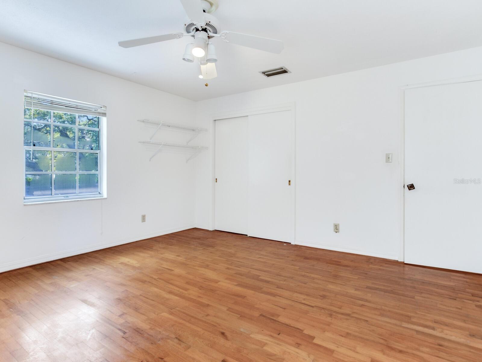 2902 W BAYSHORE CT, TAMPA, FL, 33611