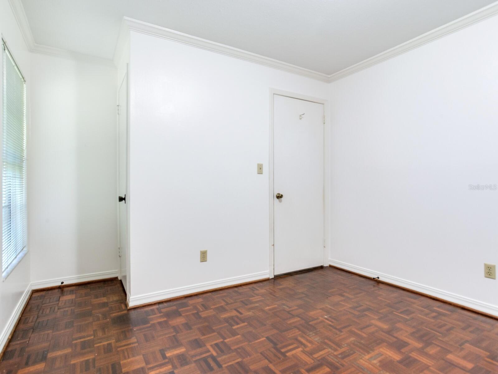 2902 W BAYSHORE CT, TAMPA, FL, 33611