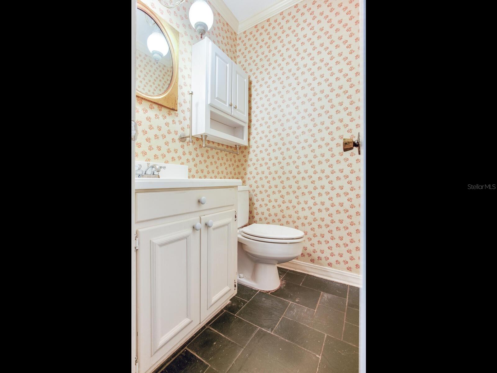2902 W BAYSHORE CT, TAMPA, FL, 33611