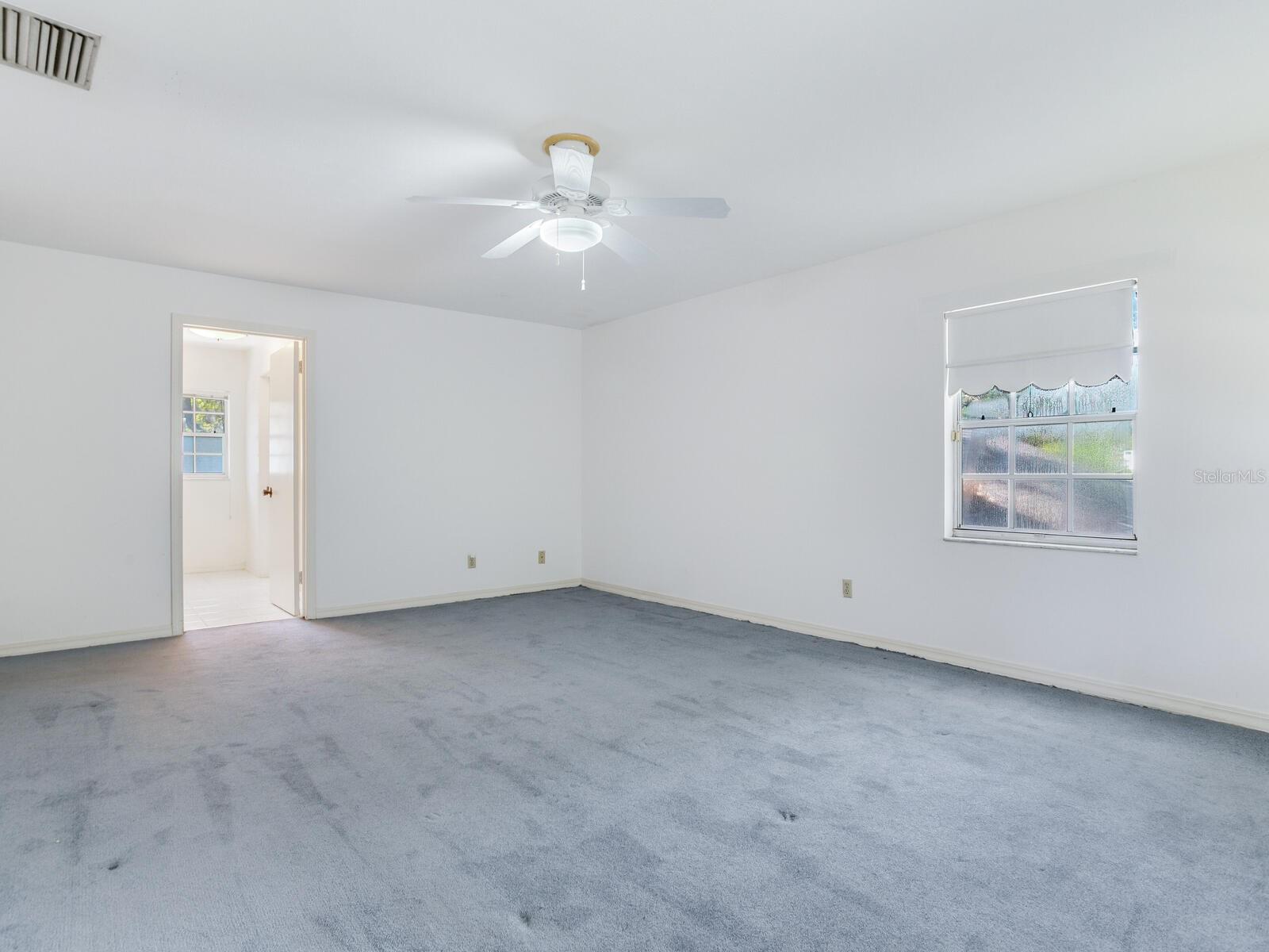 2902 W BAYSHORE CT, TAMPA, FL, 33611