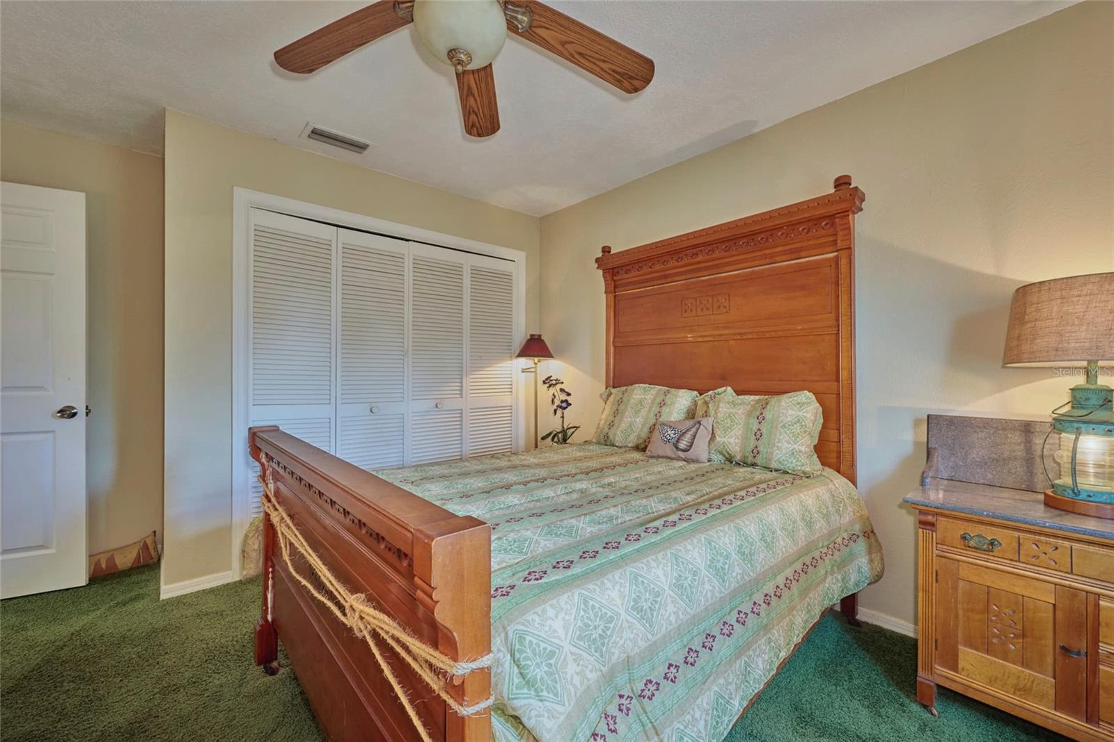 6589 BANYAN DR, INDIAN LAKE ESTATES, FL, 33855