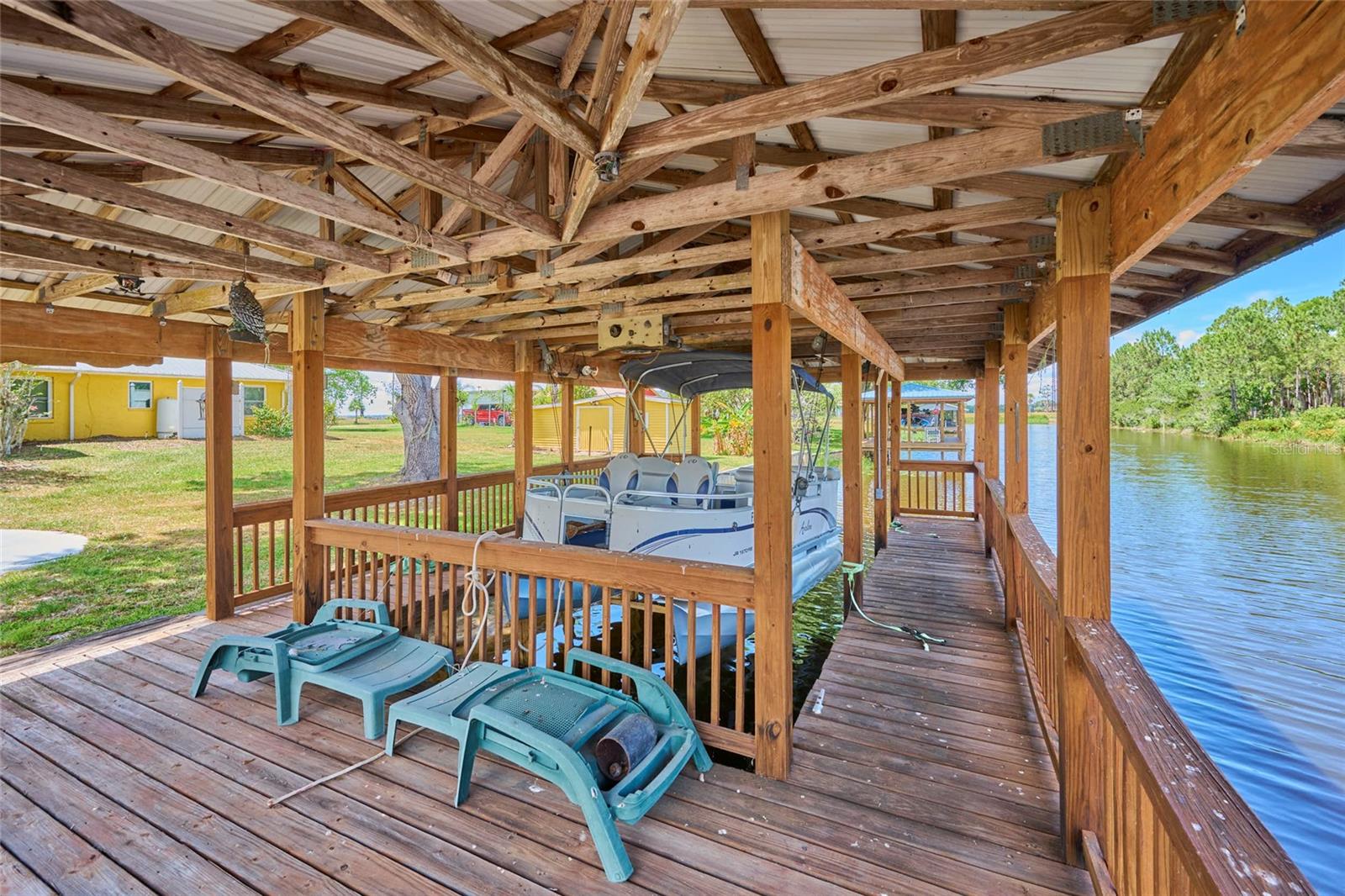 6589 BANYAN DR, INDIAN LAKE ESTATES, FL, 33855
