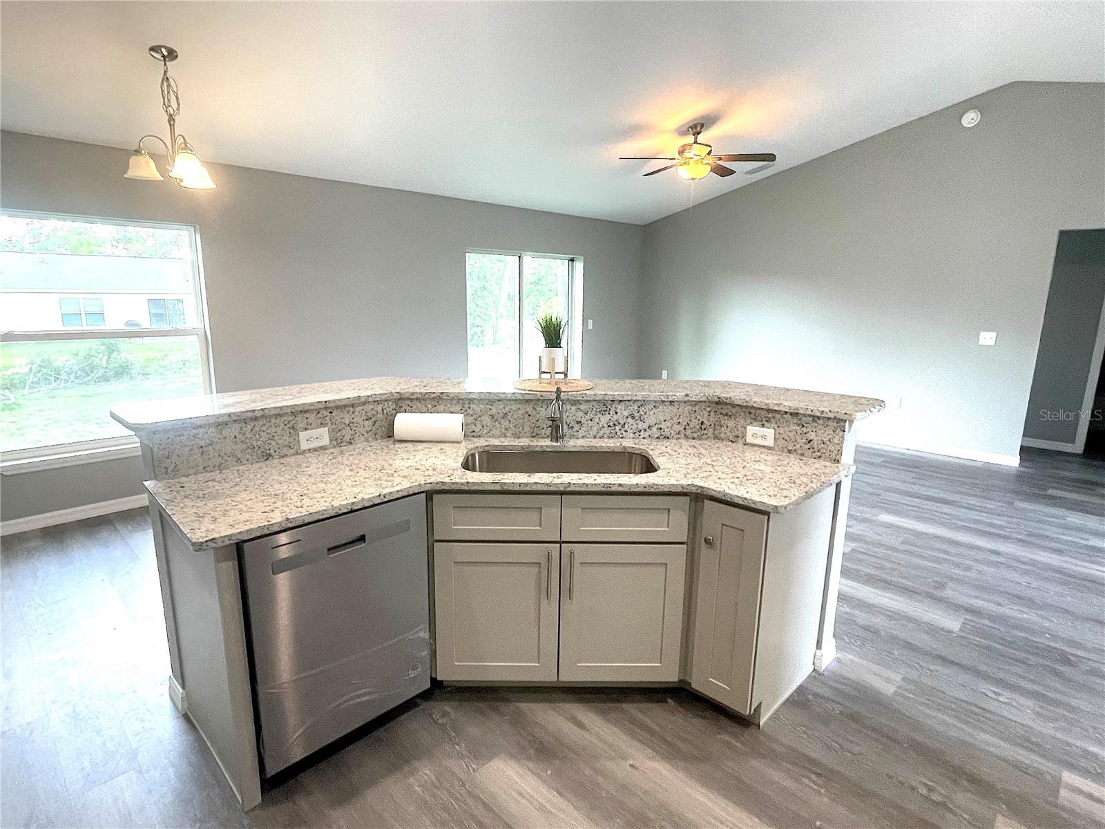 2 FISHER LANE WAY, OCKLAWAHA, FL, 32179