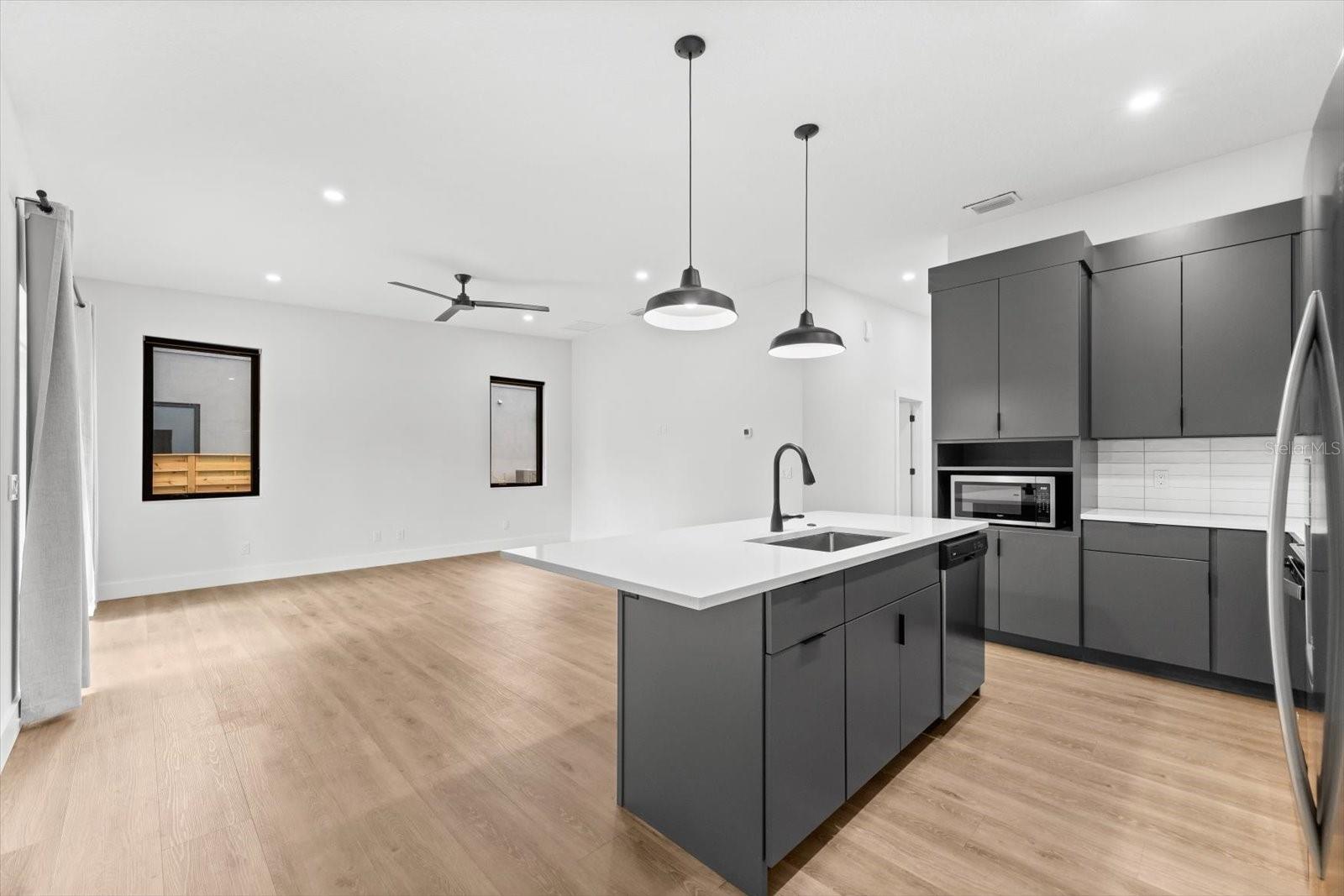 195 CHANDLER RD, NOKOMIS, FL, 34275