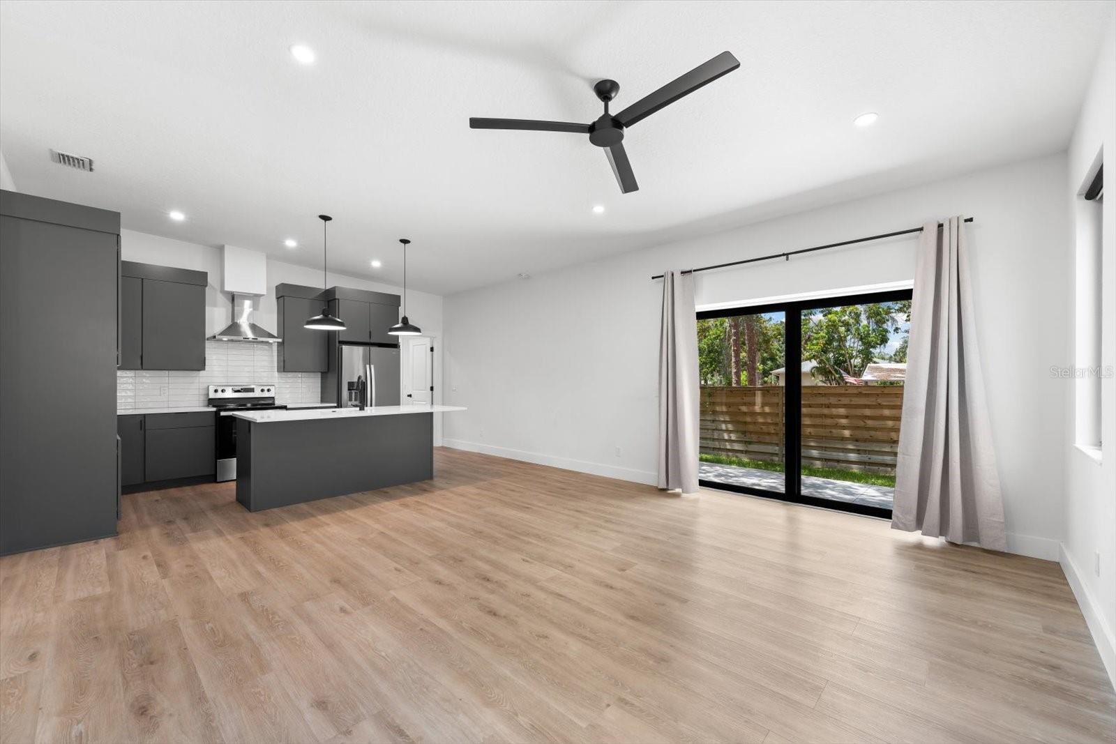 195 CHANDLER RD, NOKOMIS, FL, 34275