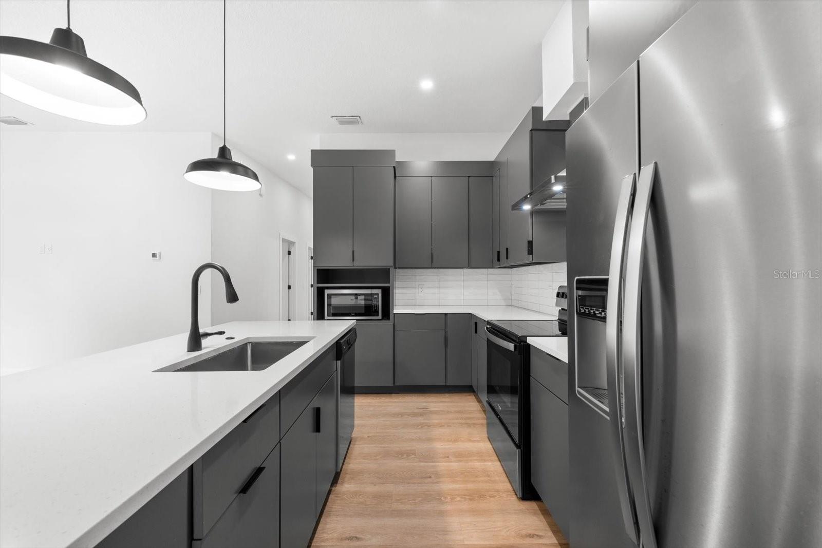 195 CHANDLER RD, NOKOMIS, FL, 34275