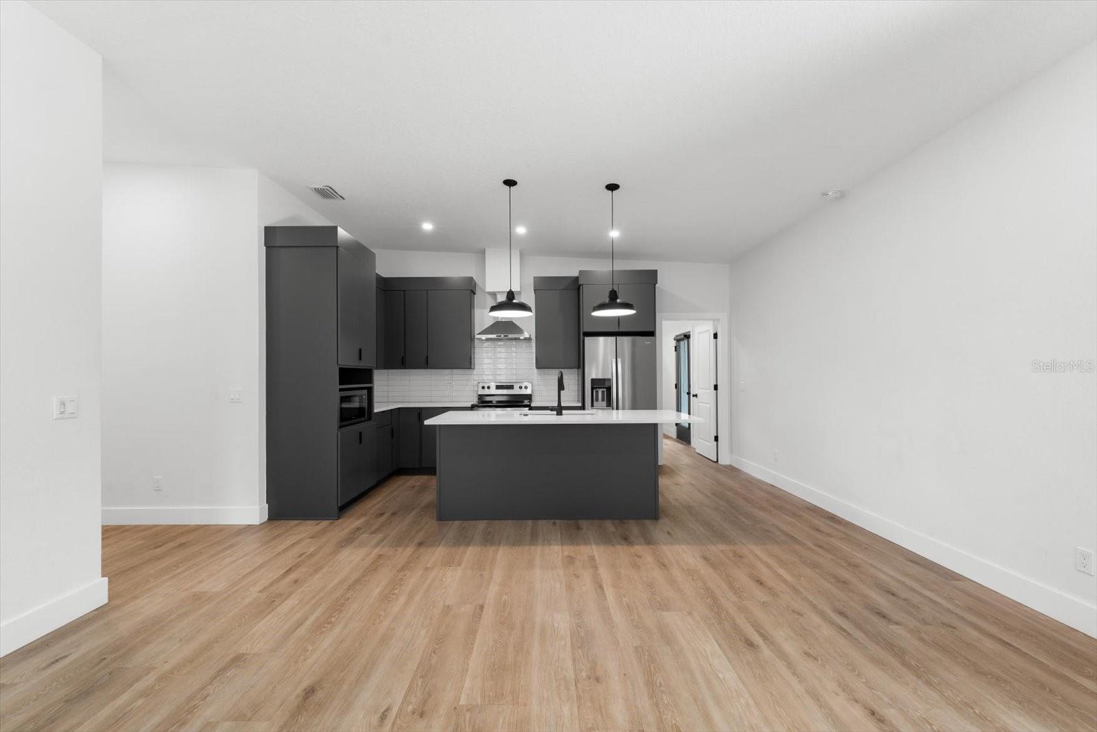 195 CHANDLER RD, NOKOMIS, FL, 34275