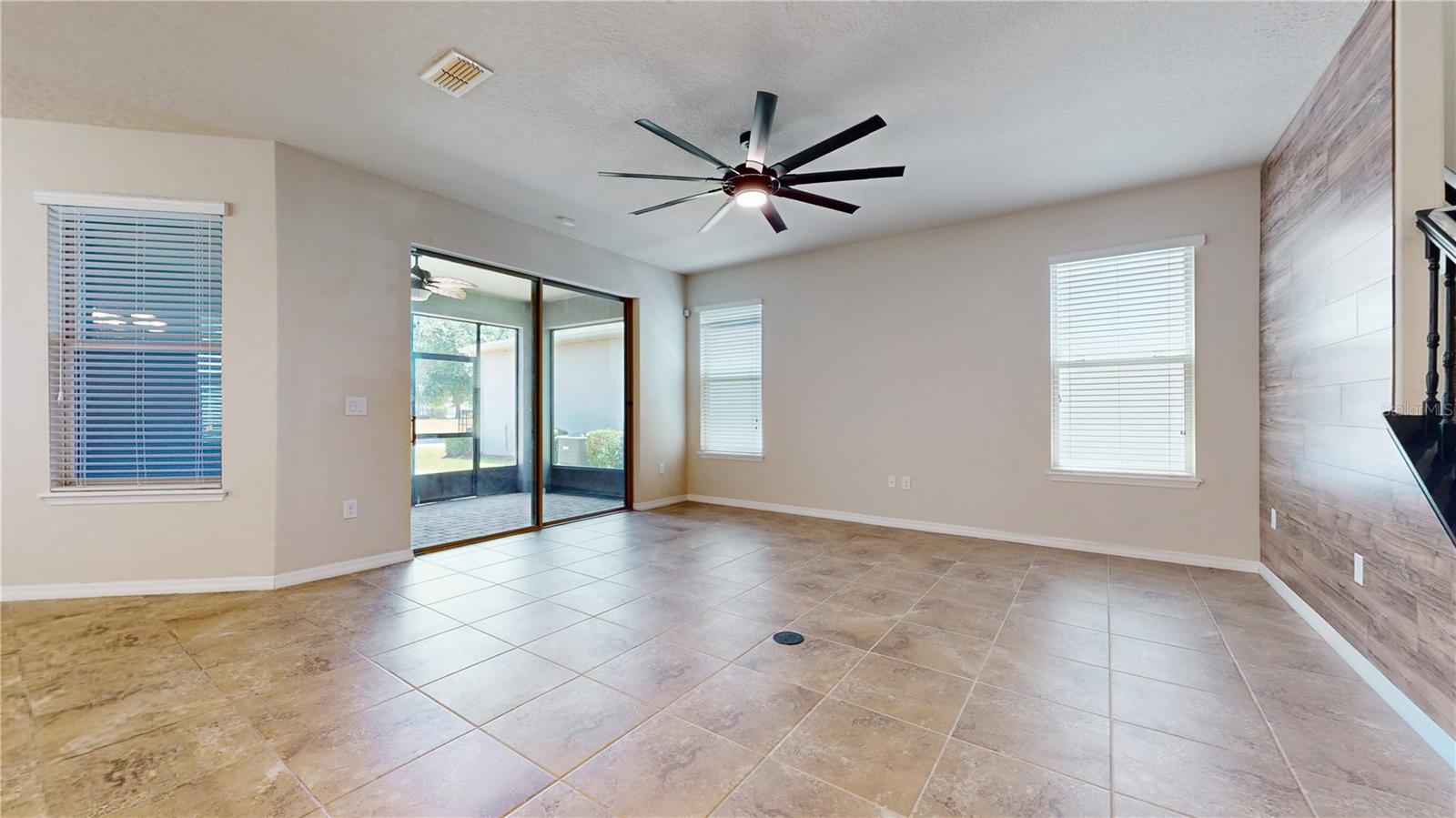 8233 LAKEVIEW CROSSING DR, WINTER GARDEN, FL, 34787