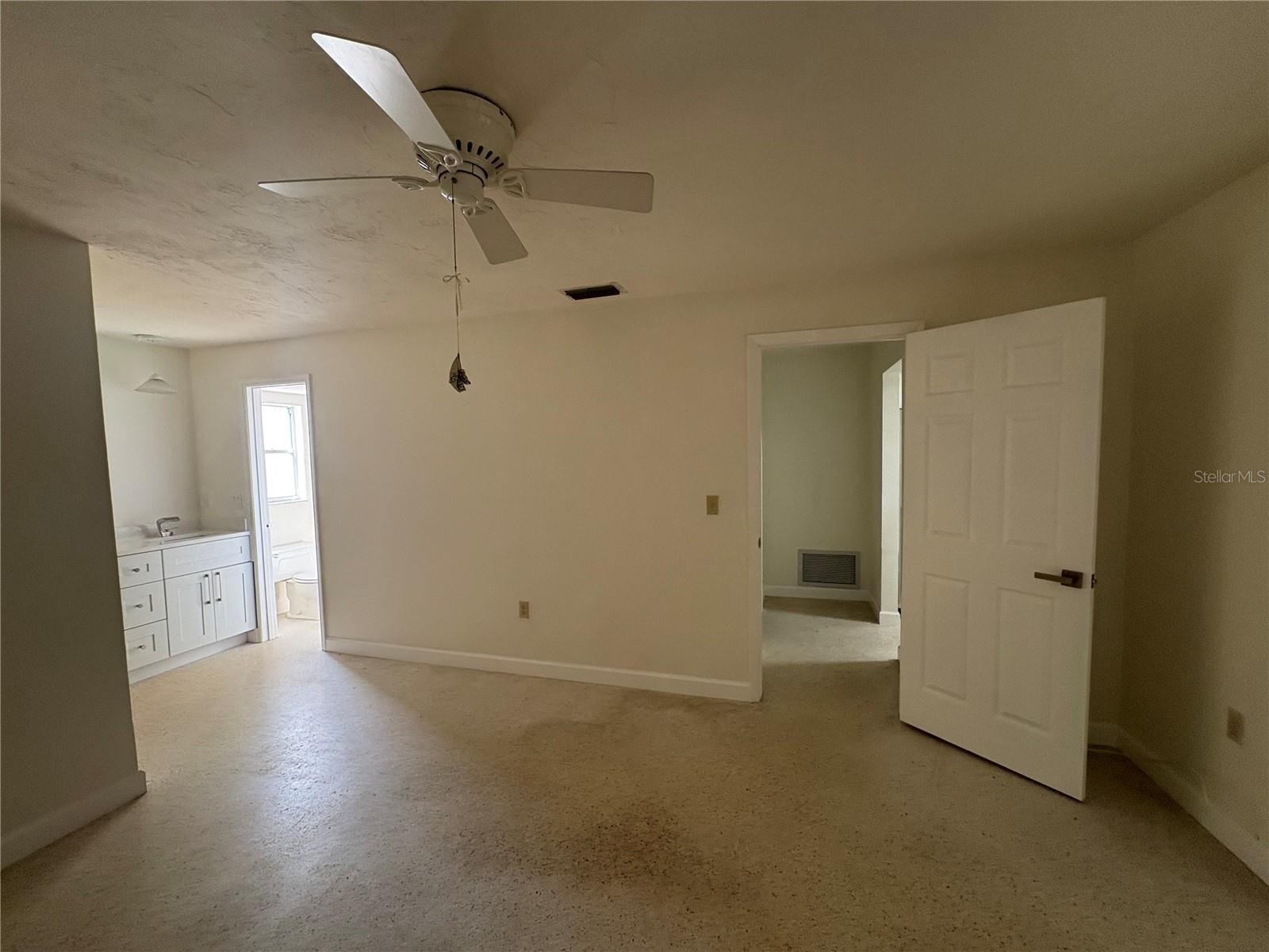 2025 AMANDA DR, SARASOTA, FL, 34232