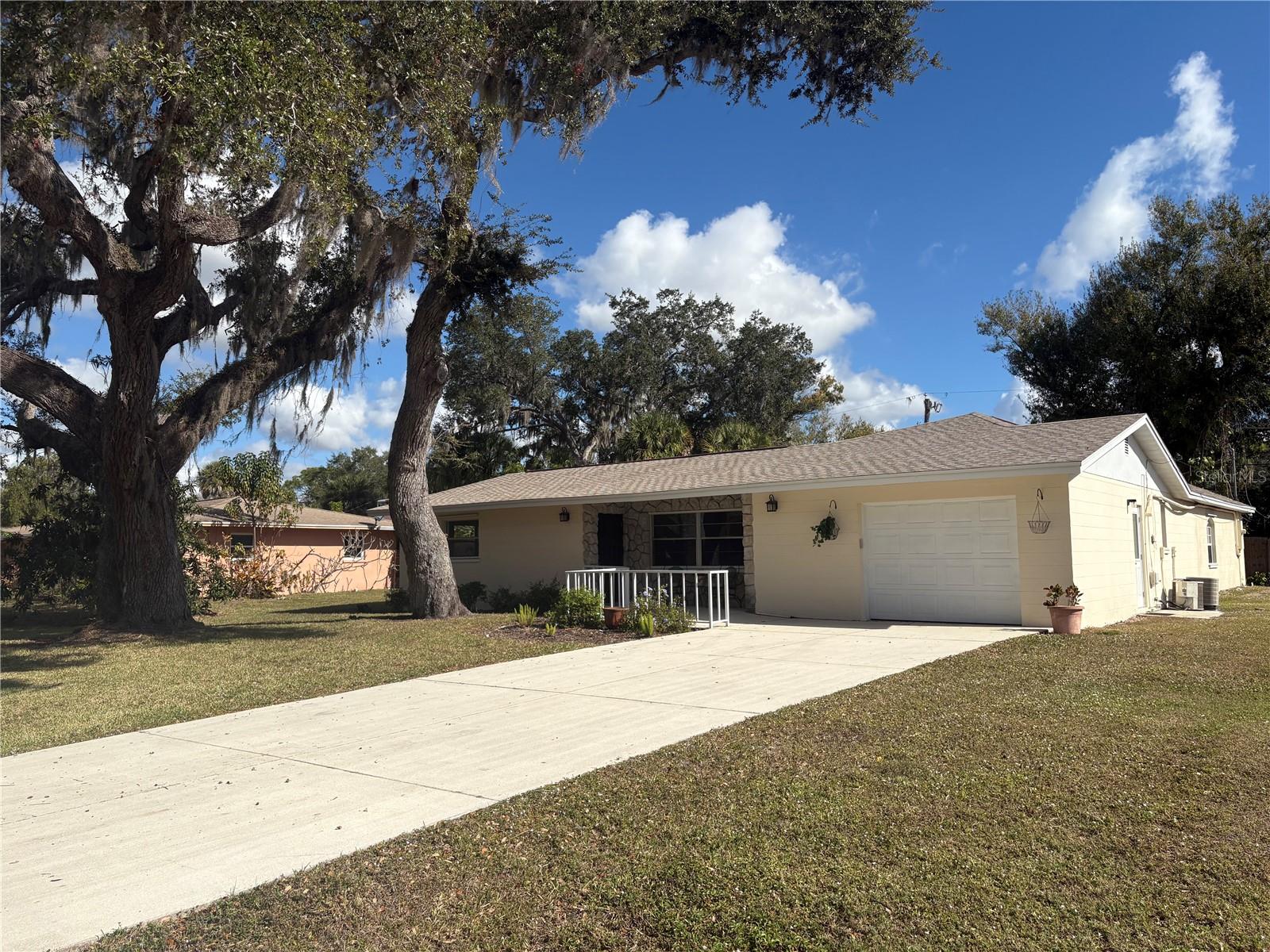 2025 AMANDA DR, SARASOTA, FL, 34232