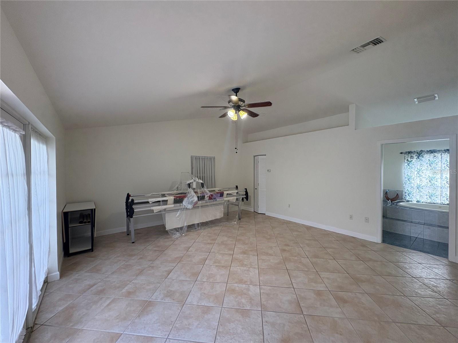 2025 AMANDA DR, SARASOTA, FL, 34232