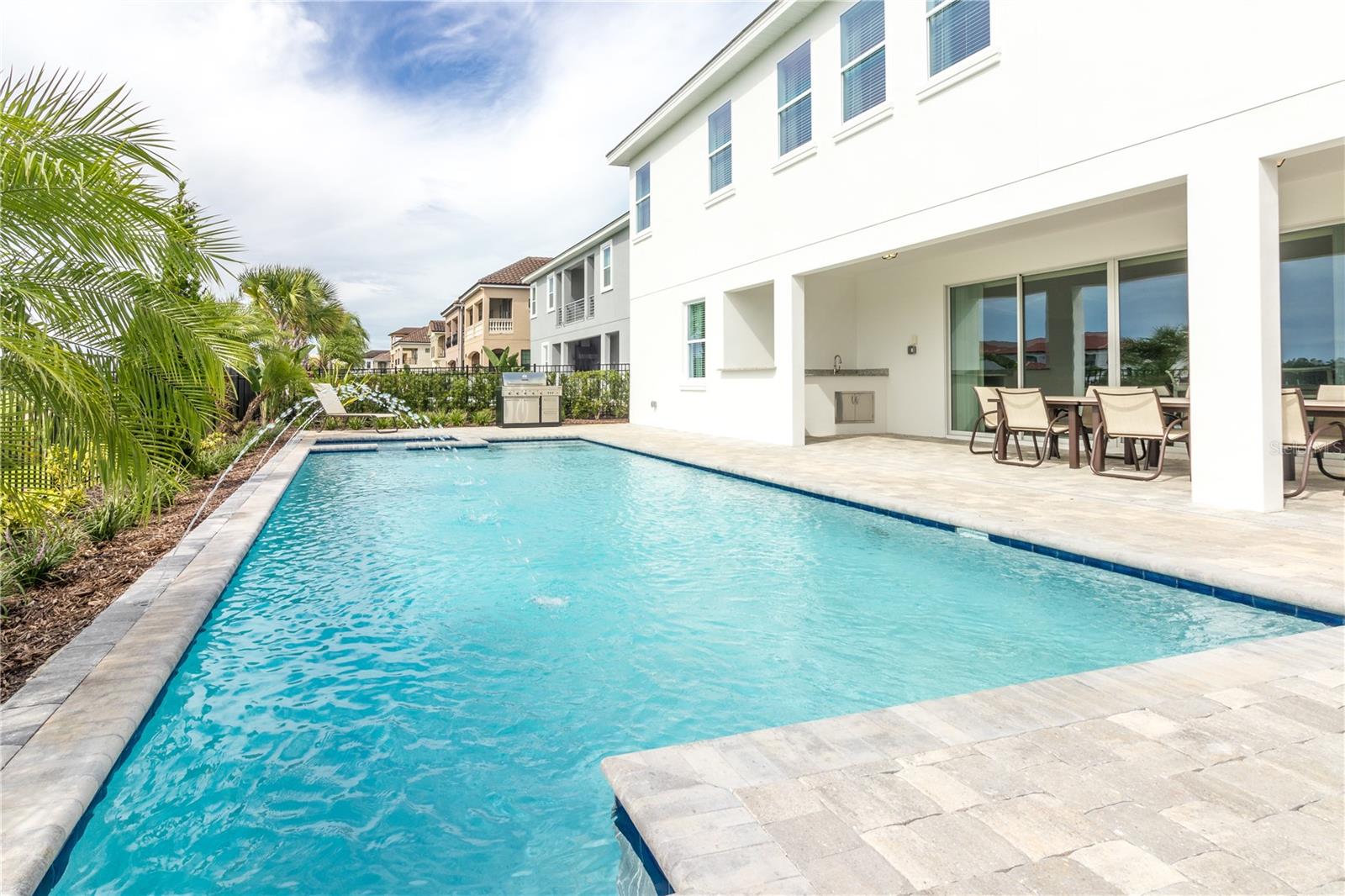 O6204519 Property Photo