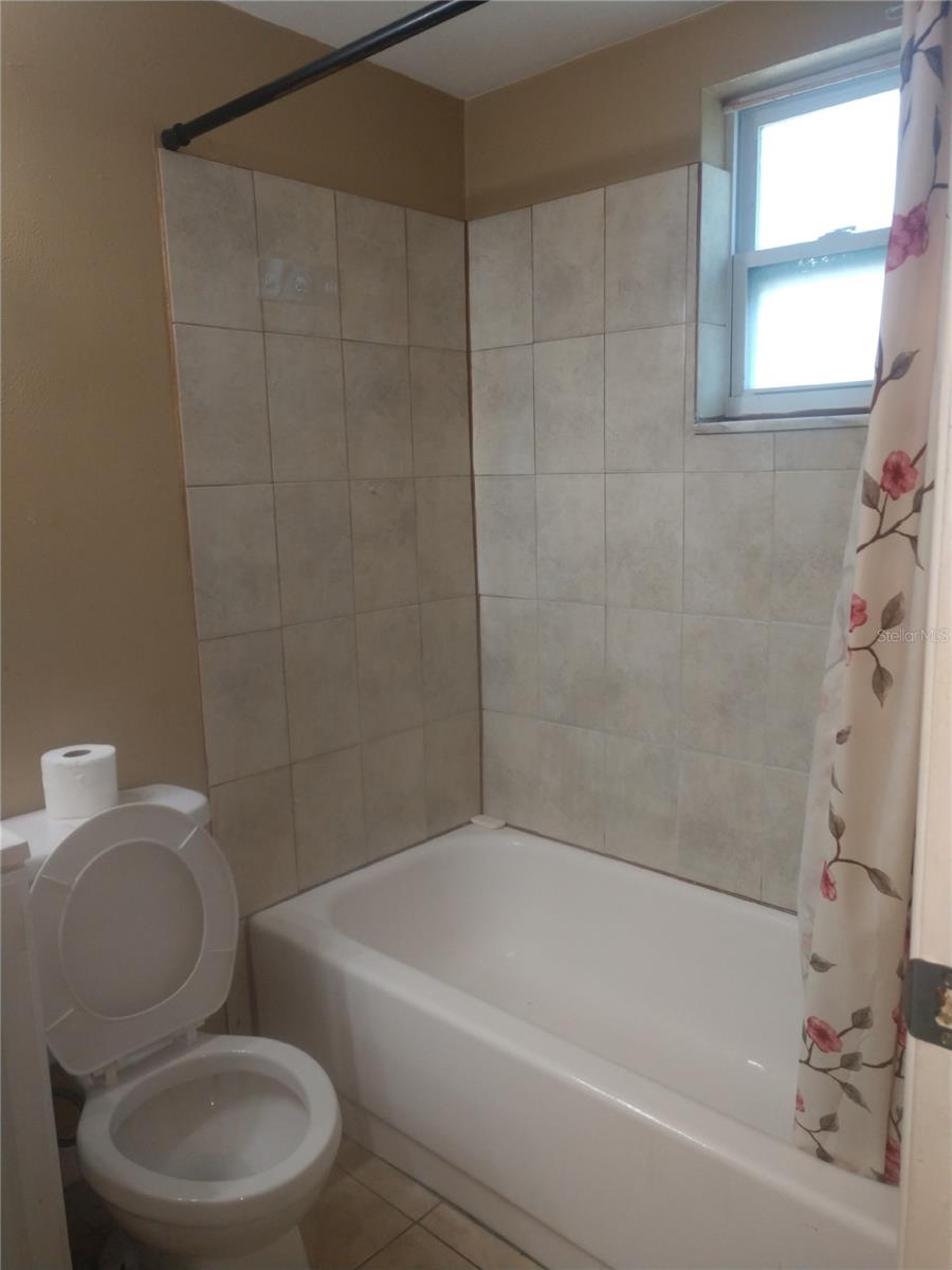 1810 HACIENDA WAY, HOLIDAY, FL, 34690