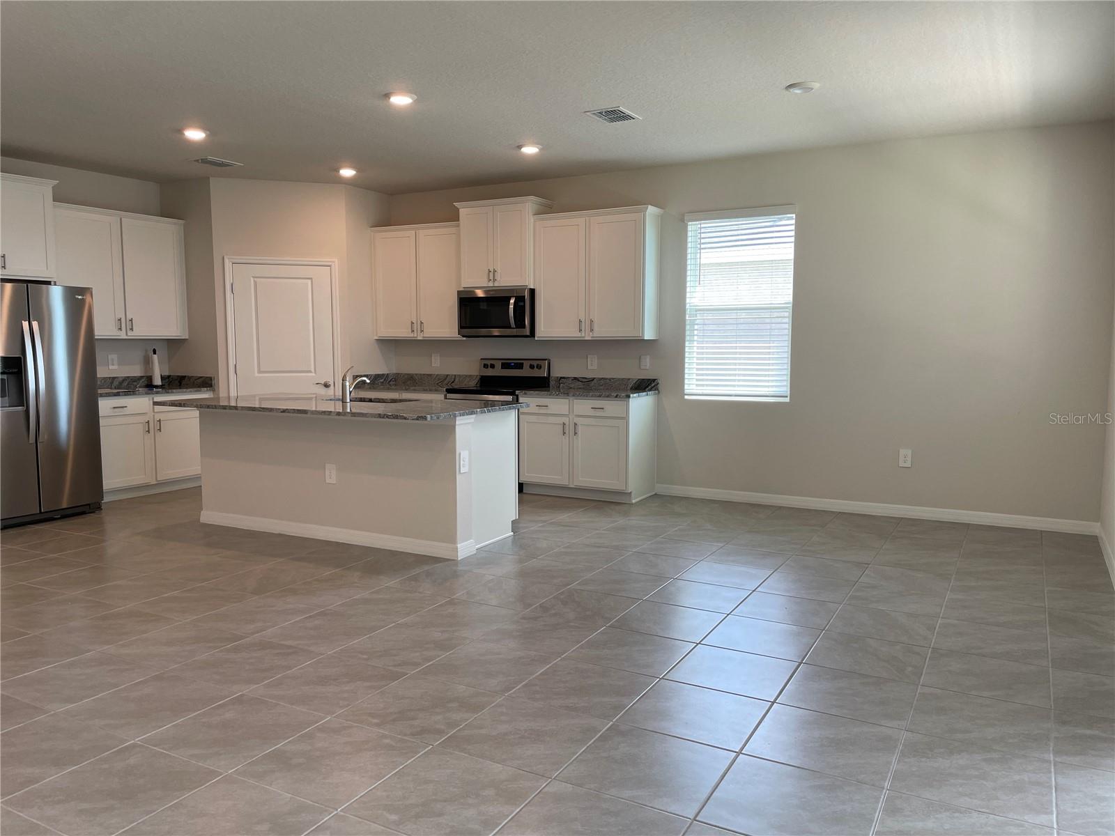 18027 PASTURELAND AVE, BRADENTON, FL, 34211