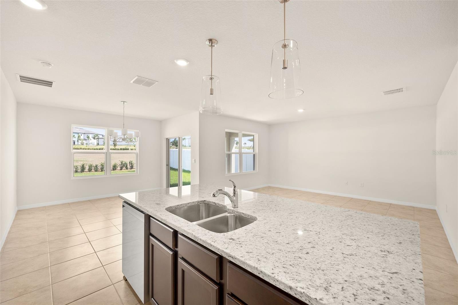 2705 LILYTURF CT, TAVARES, FL, 32778