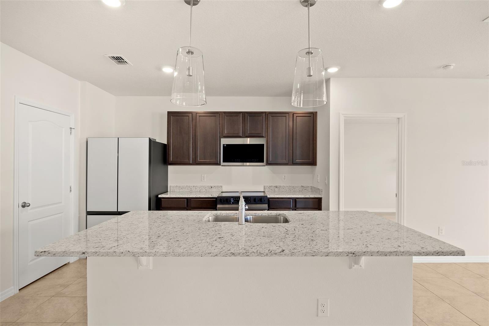 2705 LILYTURF CT, TAVARES, FL, 32778