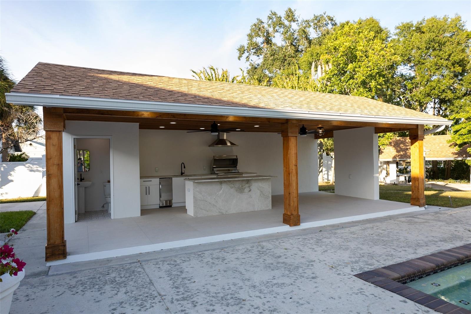 5001 TROYDALE RD, TAMPA, FL, 33615