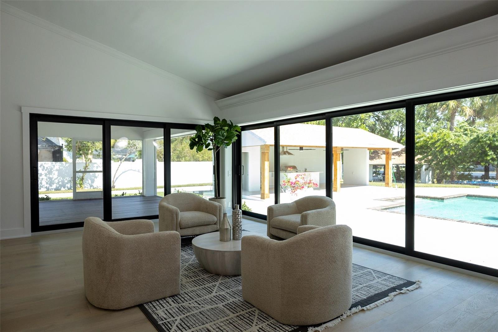 5001 TROYDALE RD, TAMPA, FL, 33615