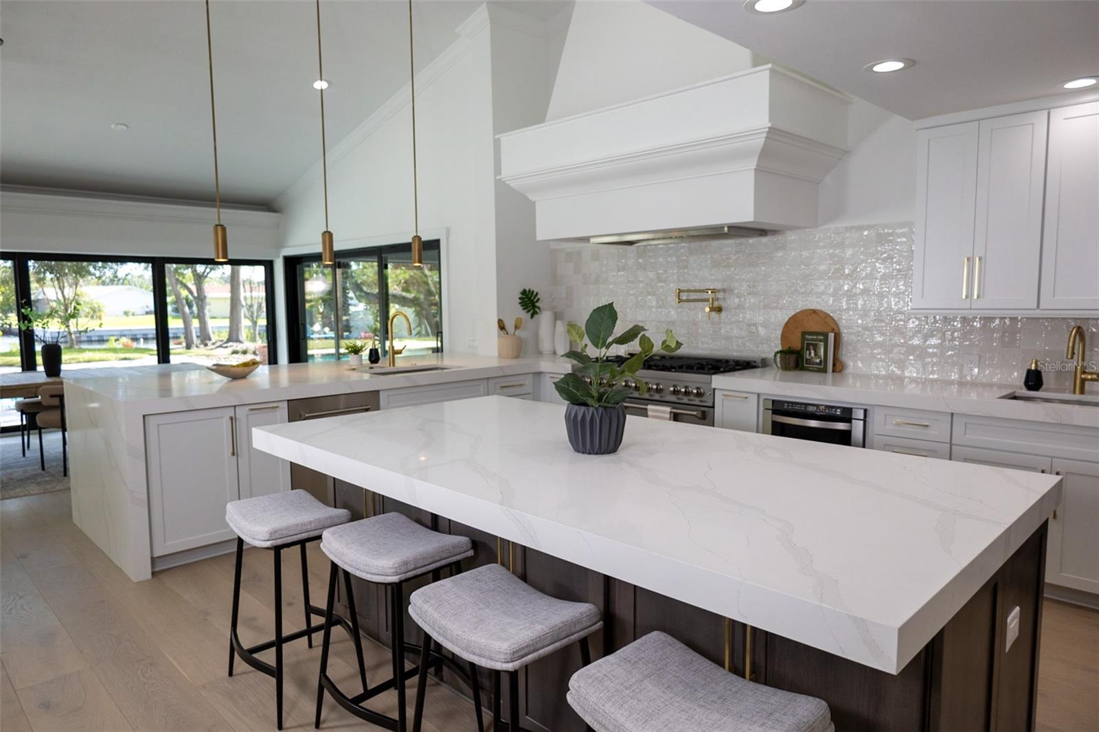 5001 TROYDALE RD, TAMPA, FL, 33615