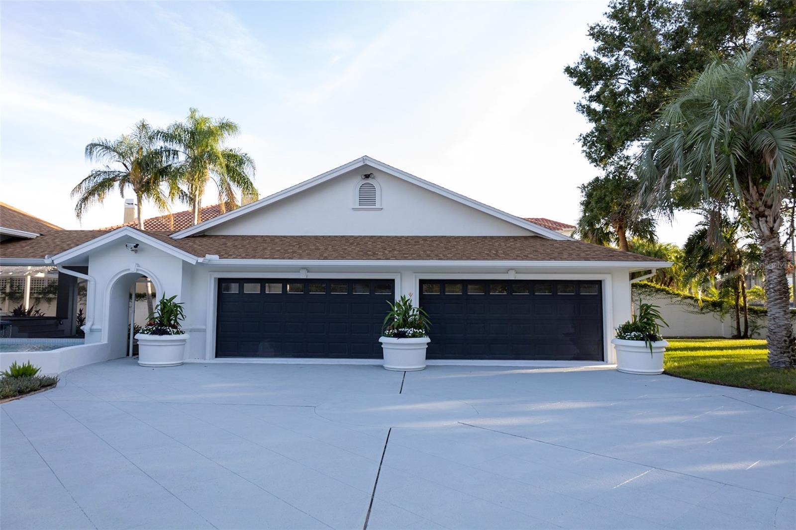 5001 TROYDALE RD, TAMPA, FL, 33615