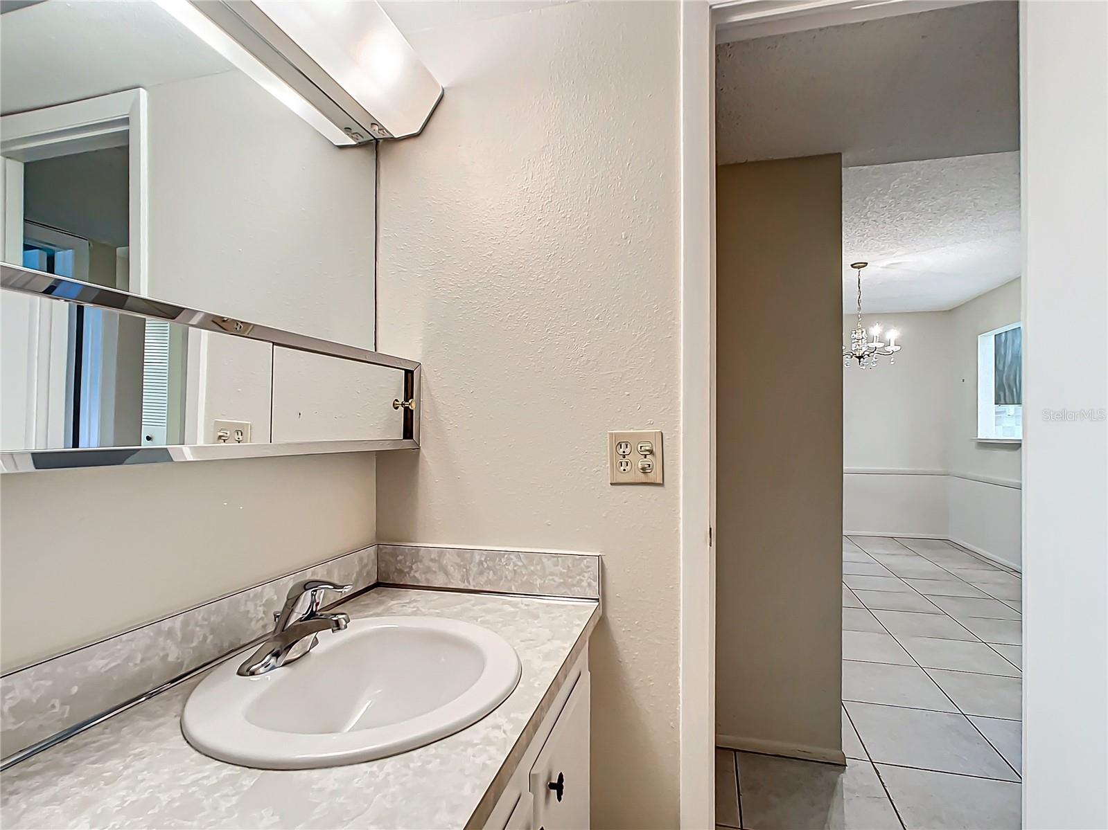 11485 OAKHURST RD #-107, LARGO, FL, 33774