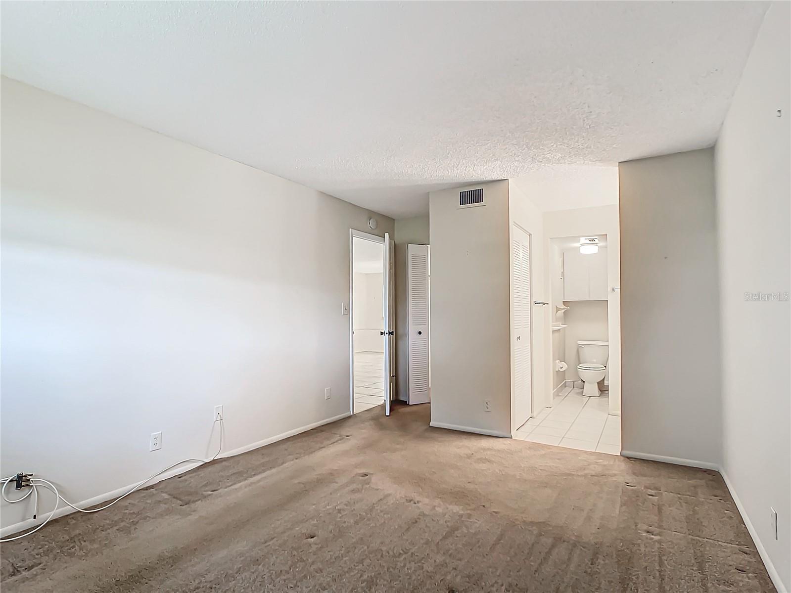 11485 OAKHURST RD #-107, LARGO, FL, 33774