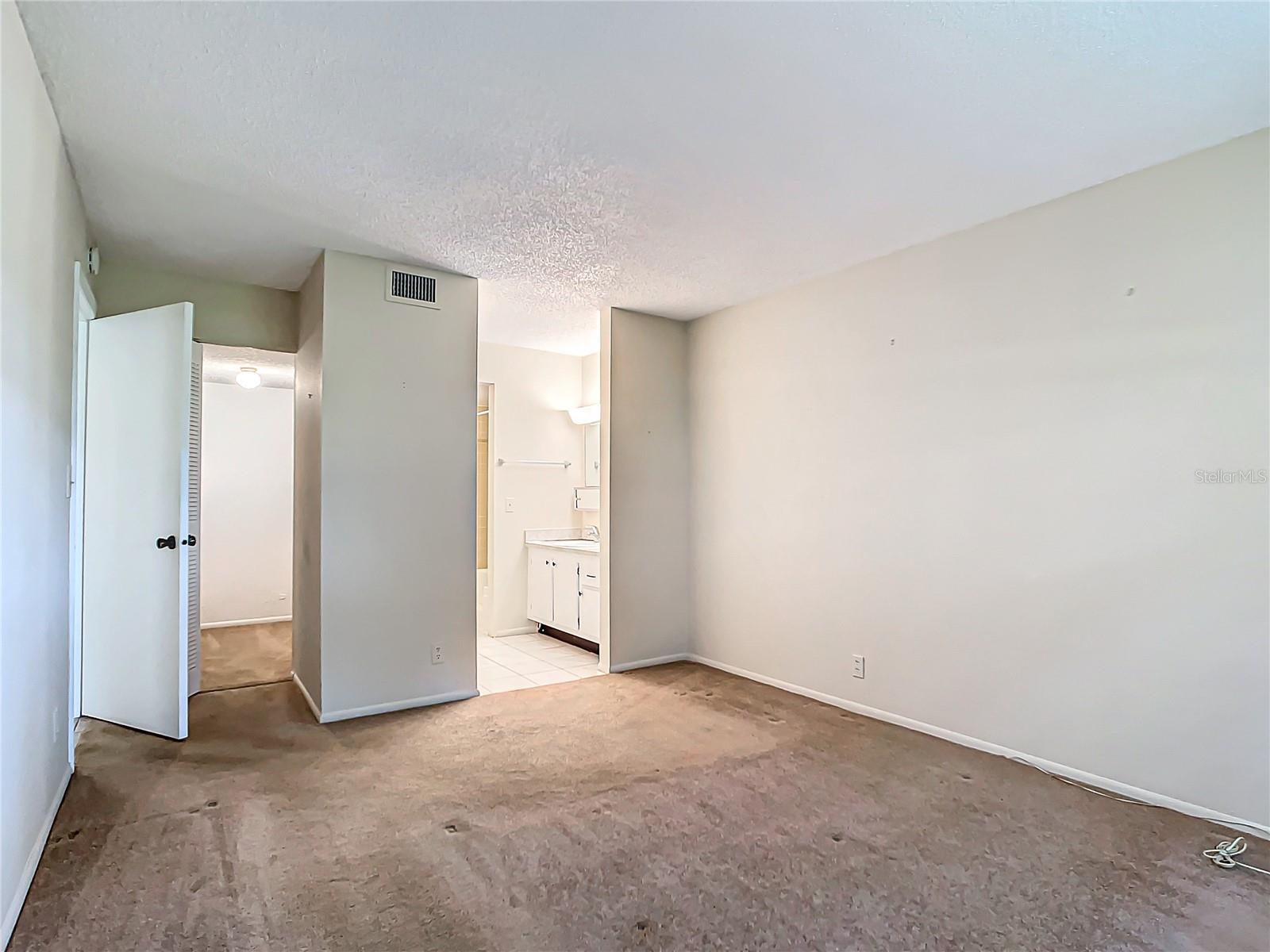 11485 OAKHURST RD #-107, LARGO, FL, 33774