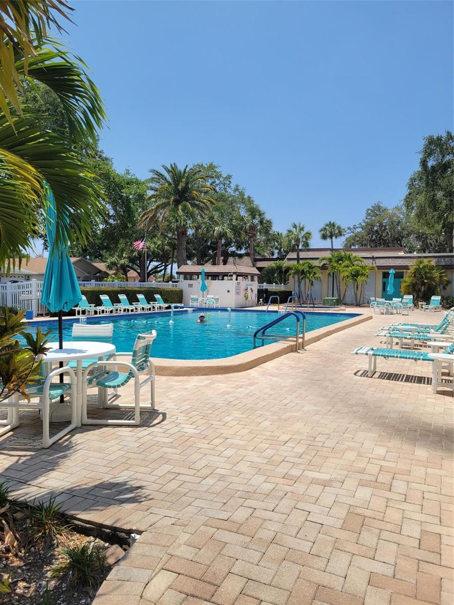 11485 OAKHURST RD #-107, LARGO, FL, 33774