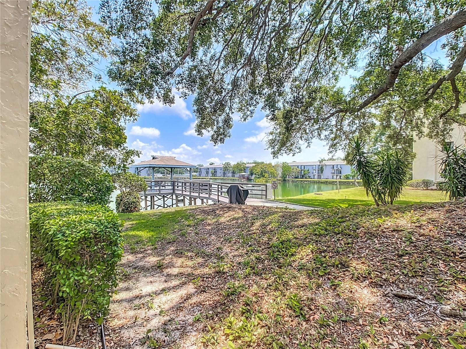11485 OAKHURST RD #-107, LARGO, FL, 33774