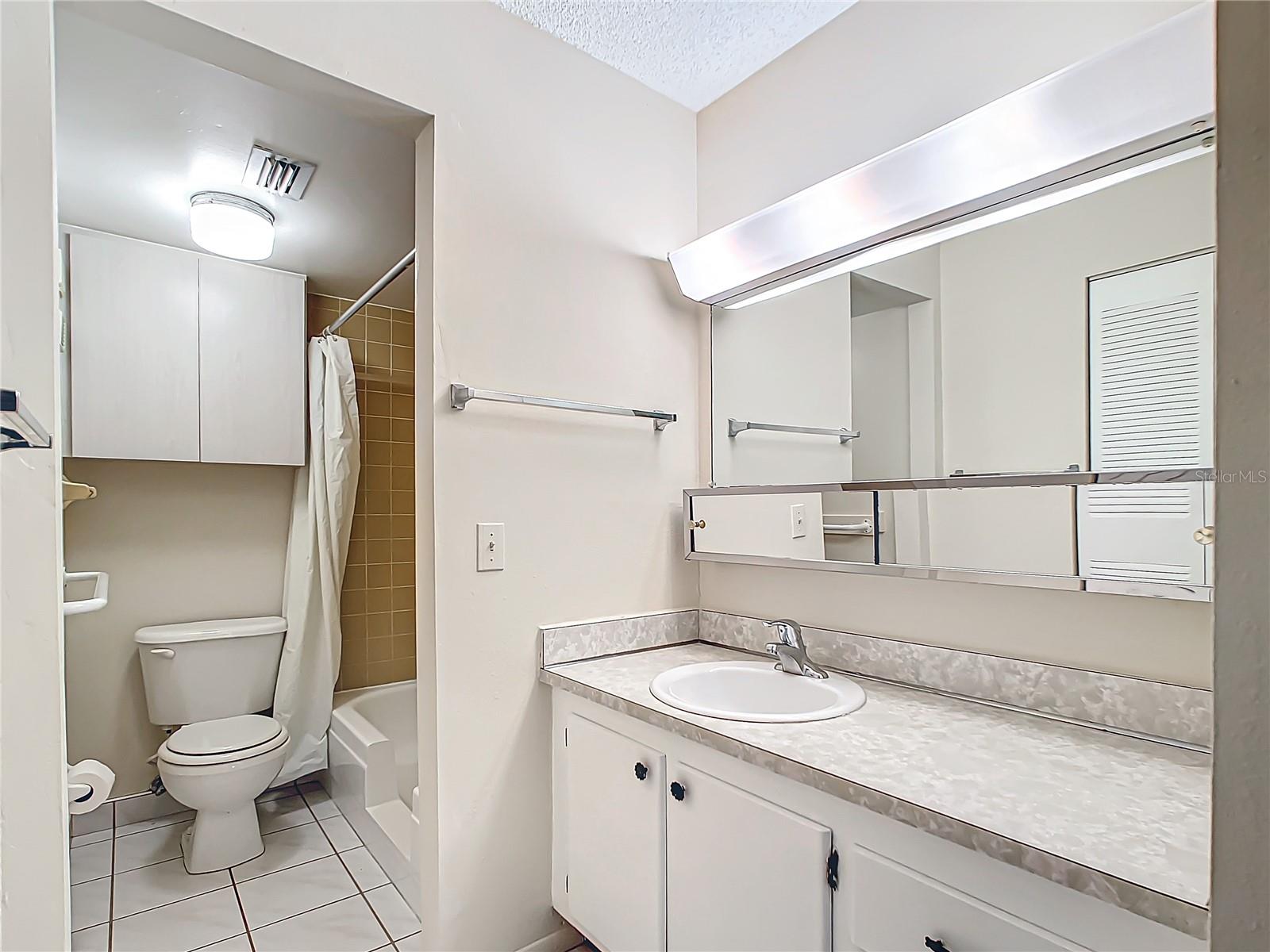 11485 OAKHURST RD #-107, LARGO, FL, 33774