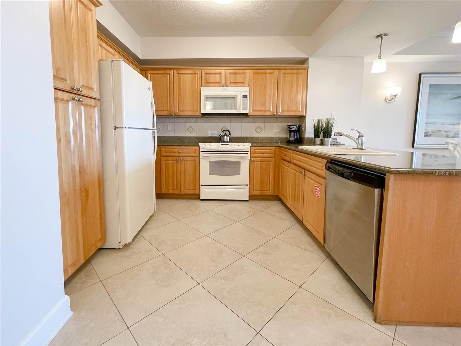200 OCEAN CREST DR #317, PALM COAST, FL, 32137