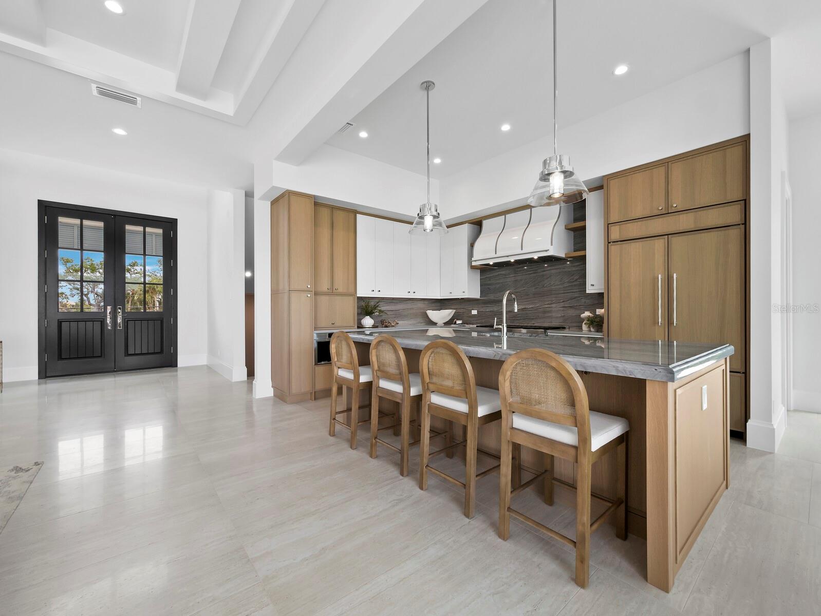 A4610537 Property Photo