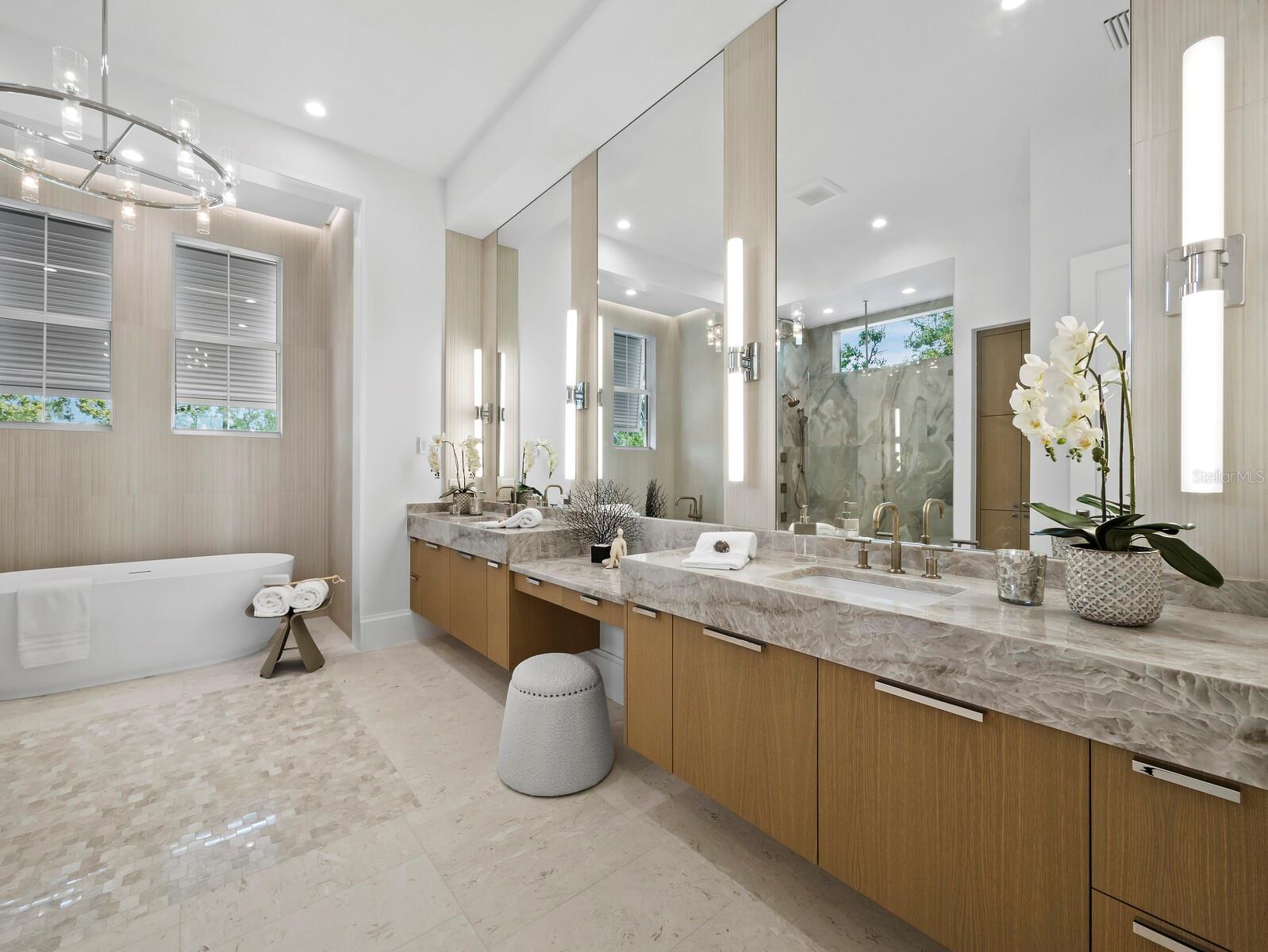 A4610537 Property Photo