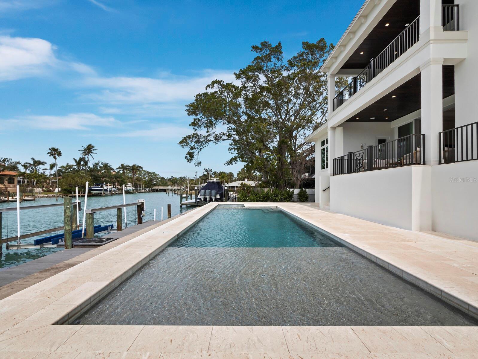 A4610537 Property Photo