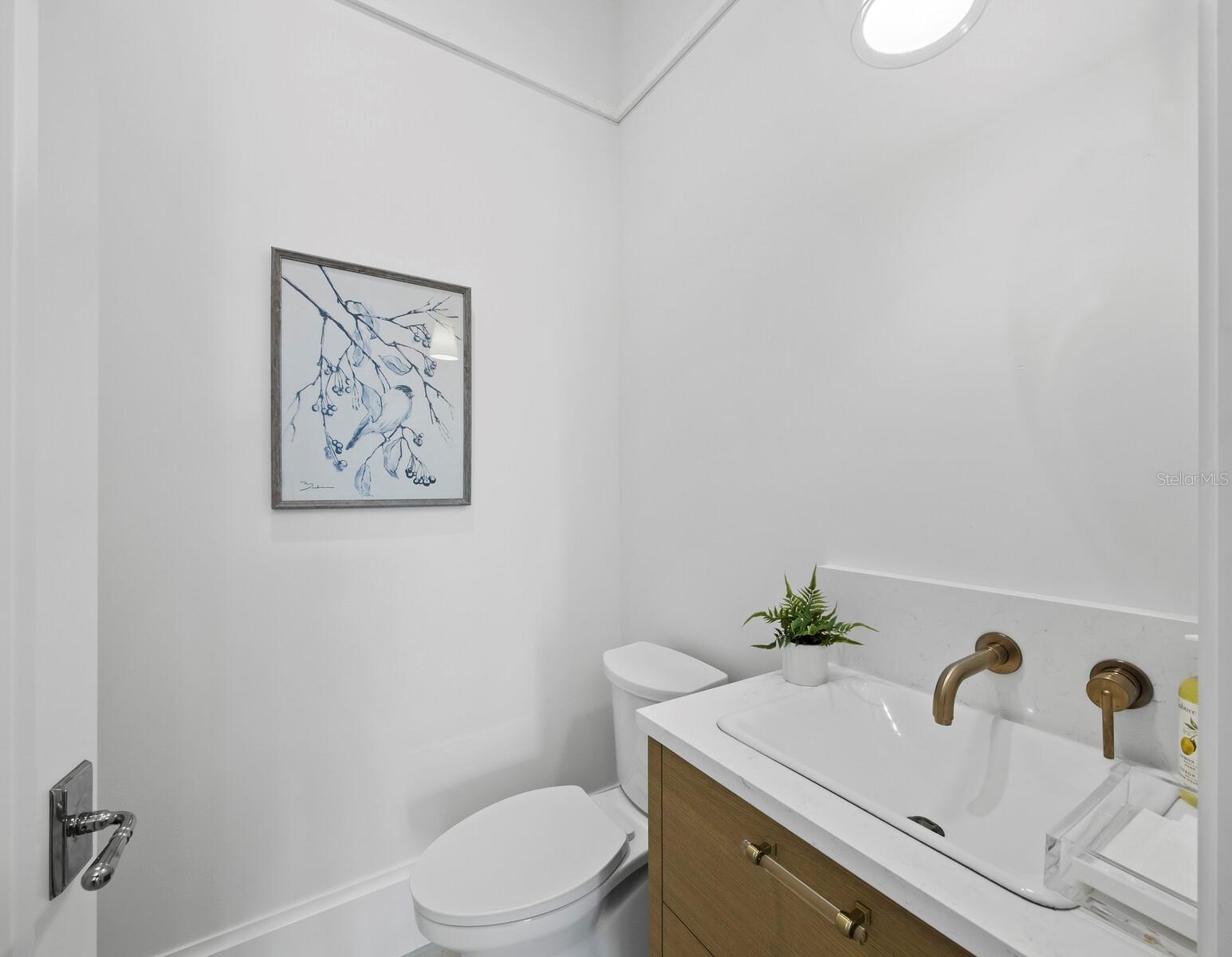 A4610537 Property Photo