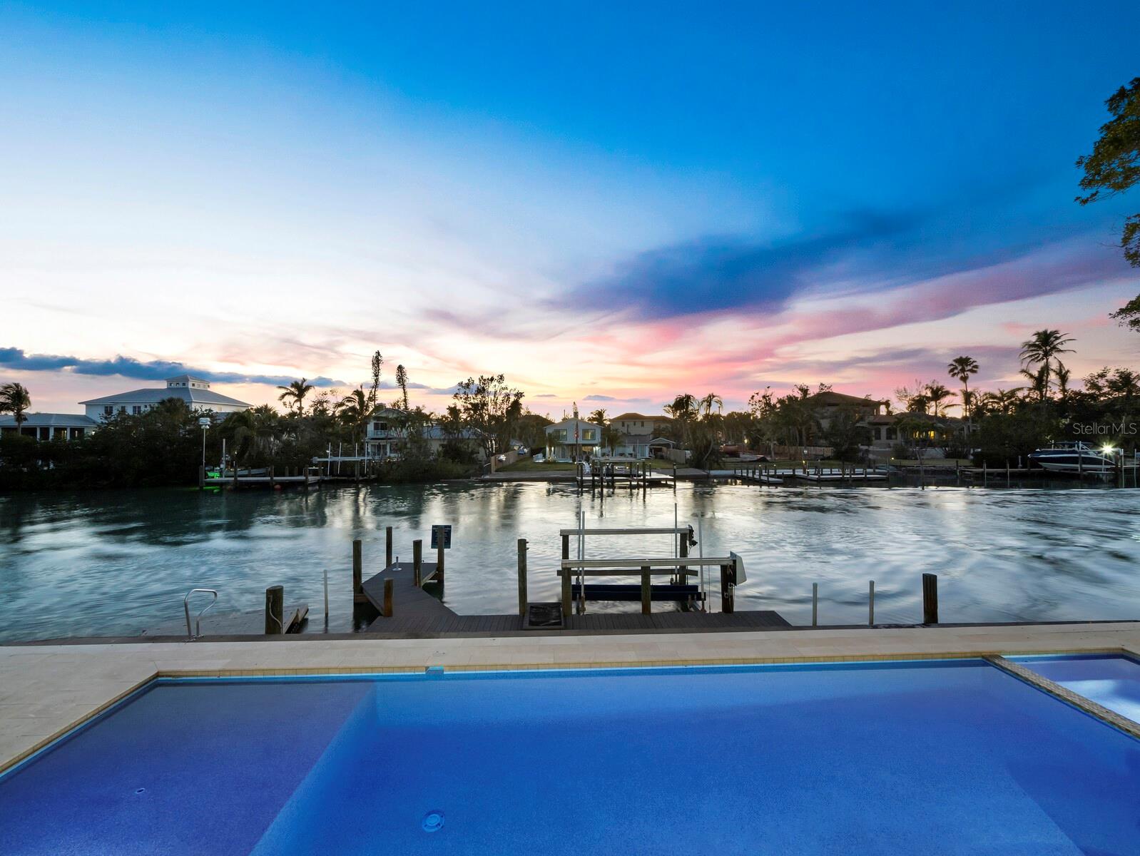 A4610537 Property Photo