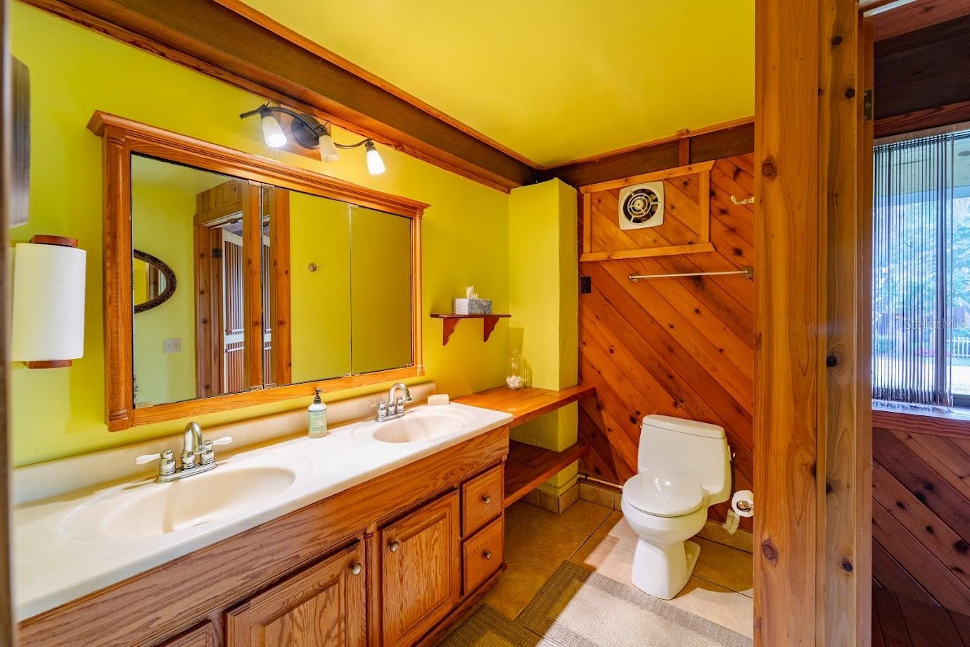 24117 MINK RD, ASTOR, FL, 32102
