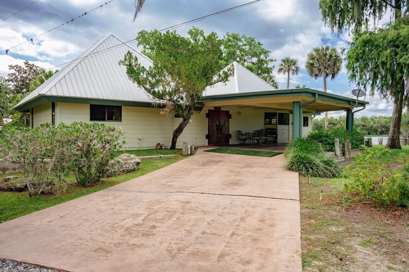 24117 MINK RD, ASTOR, FL, 32102